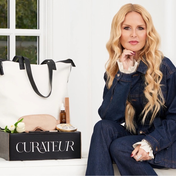 WALTER BAKER Day Tripper Tote - Picture 10 of 11